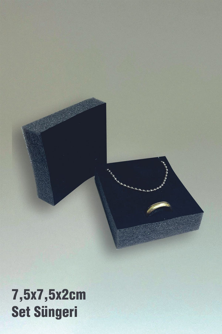 Siyah Floklu Takı Kutusu Süngeri 7,7x7,7x2 cm (18 Adet)