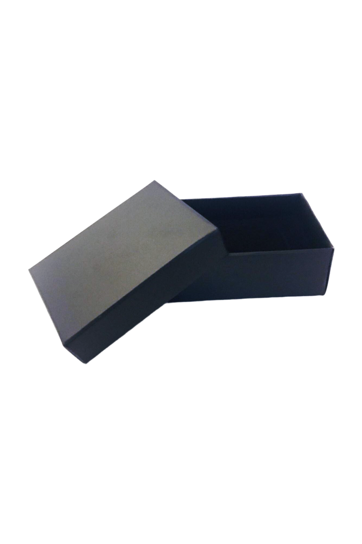 Siyah Süngerli Takı Kutusu 8x6x3 cm (24 Adet), düz beyaz zeminde