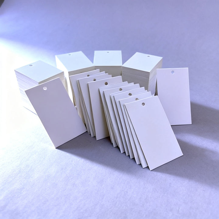 Sallama Ürün Etiketi Baskısız 8x5 cm 350 gr (500 Adet), Ürünün kendi renklerinden yumuşak bir tonda kesintisiz fon